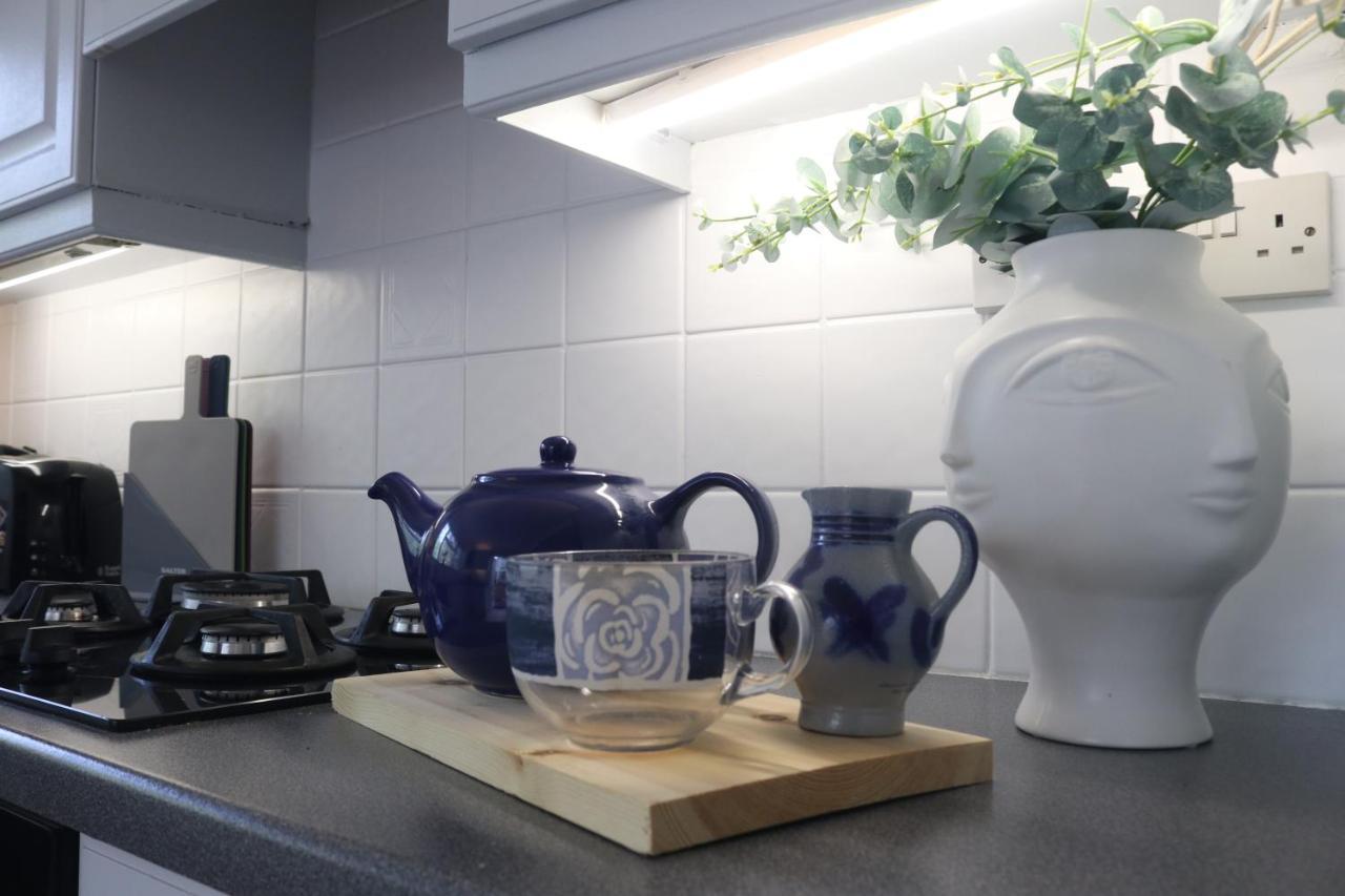 Inviting You To Your Home From Home 10 Minutes From Stratford Westfield London Bagian luar foto