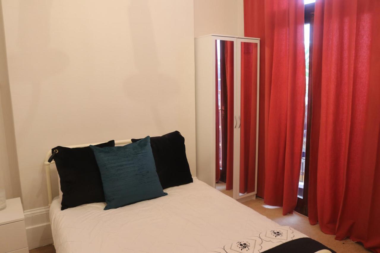 Inviting You To Your Home From Home 10 Minutes From Stratford Westfield London Bagian luar foto