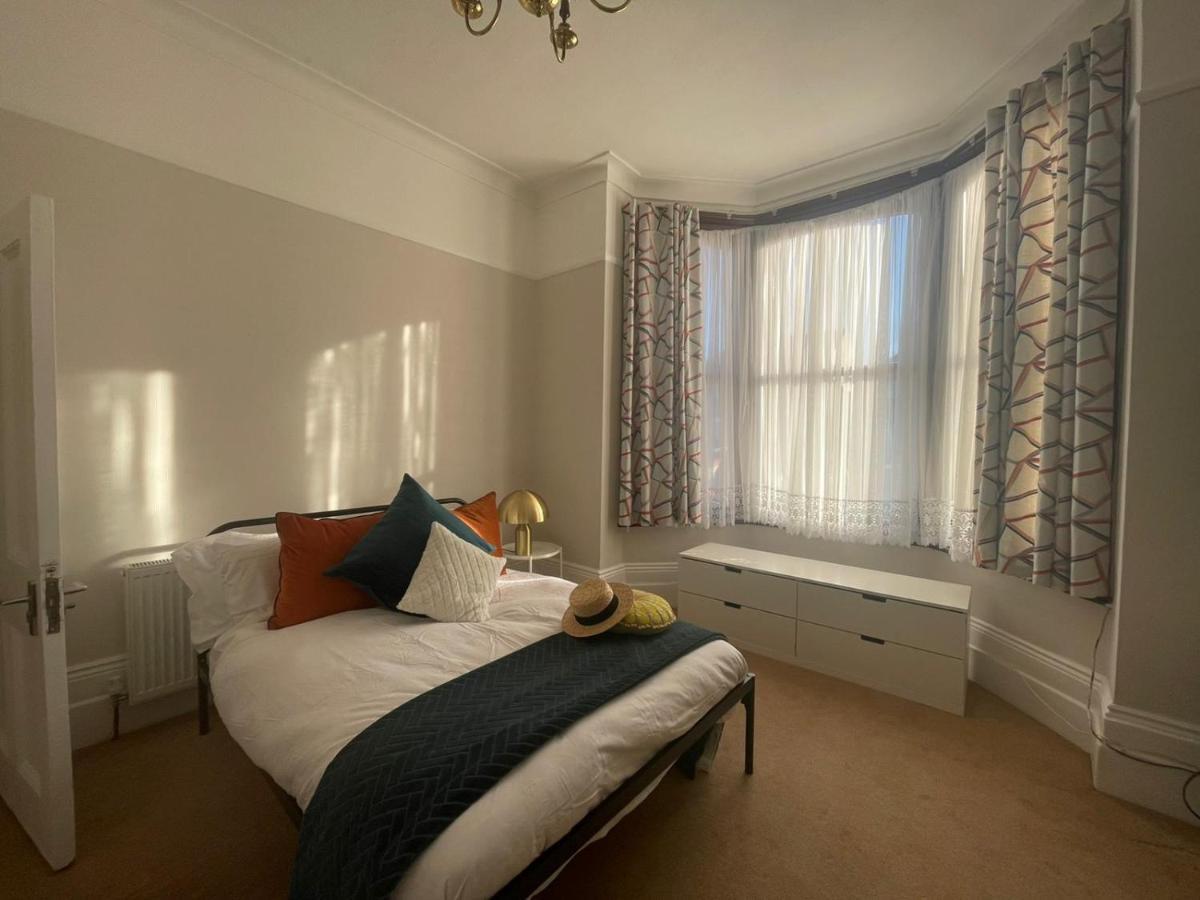 Inviting You To Your Home From Home 10 Minutes From Stratford Westfield London Bagian luar foto
