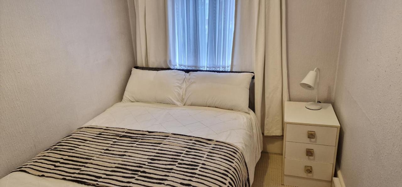 Inviting You To Your Home From Home 10 Minutes From Stratford Westfield London Bagian luar foto