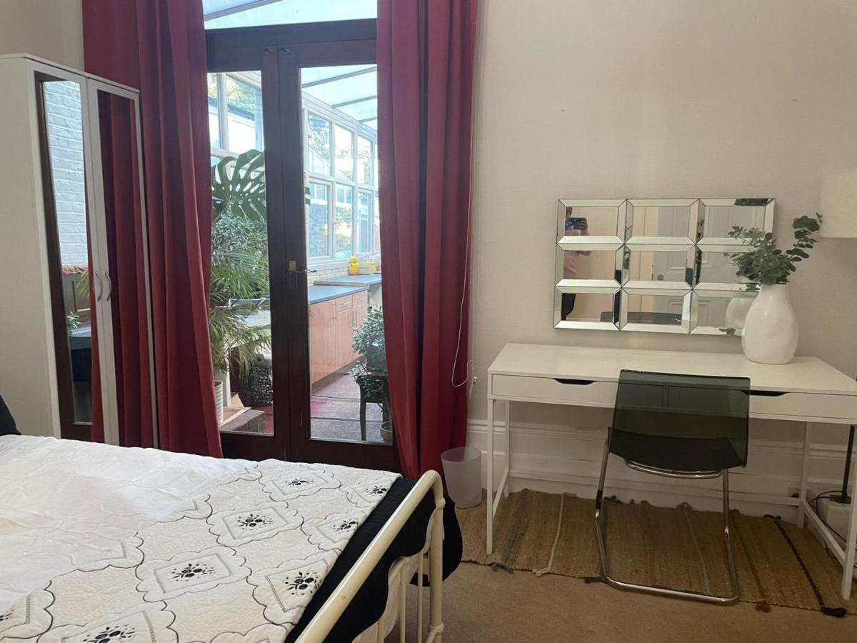 Inviting You To Your Home From Home 10 Minutes From Stratford Westfield London Bagian luar foto