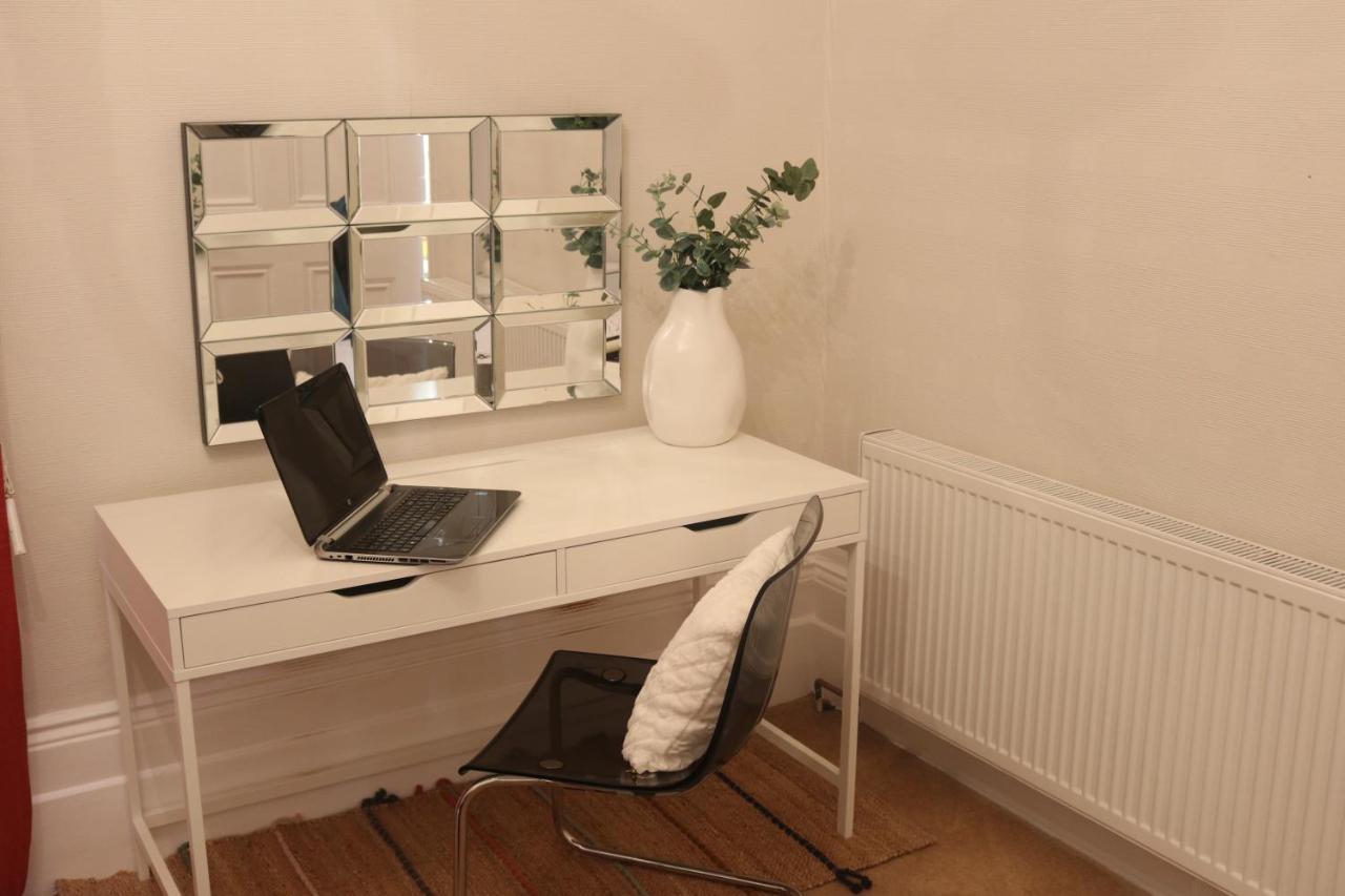 Inviting You To Your Home From Home 10 Minutes From Stratford Westfield London Bagian luar foto
